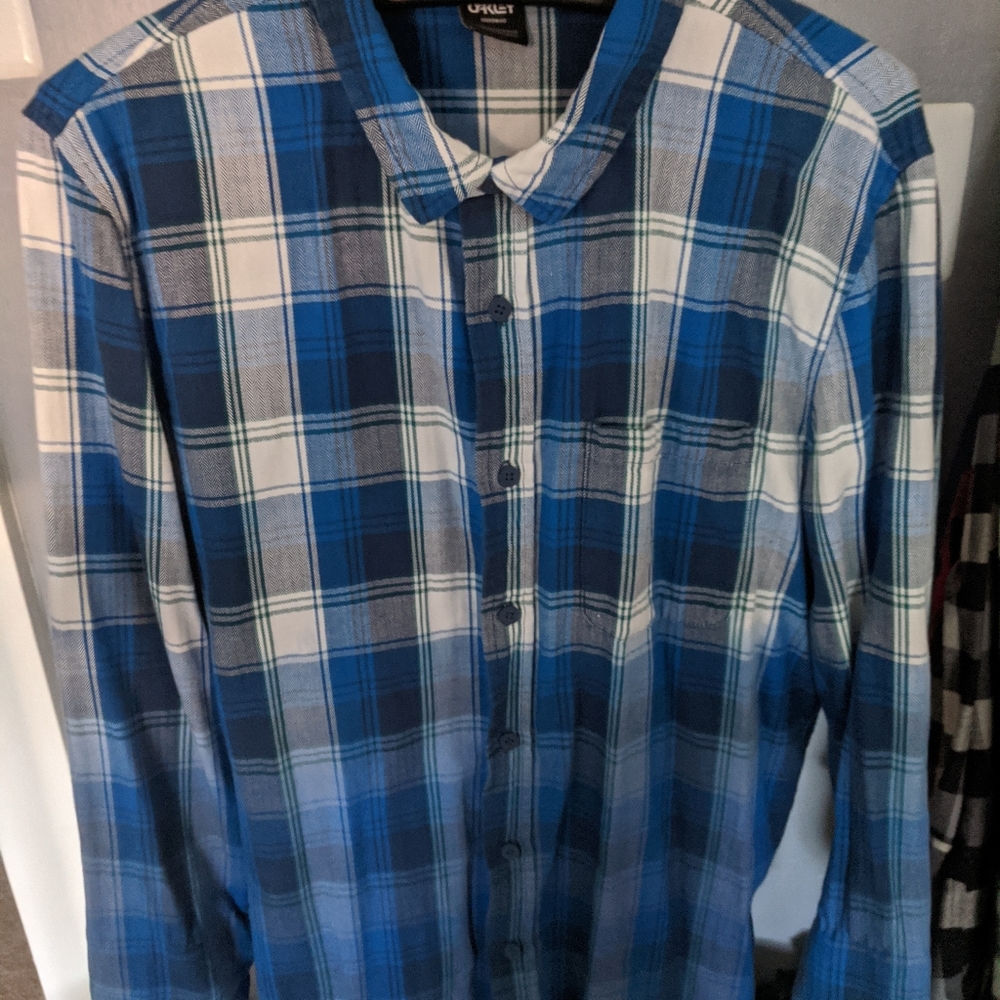 Oakley Flannel (M)
